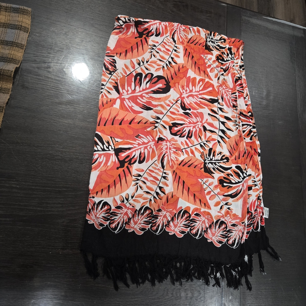 Scarves Wraps Bundle - Picture 6 of 10